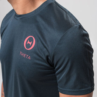 Close view of our THETA core t-shirt. Made for functional fitness and general gym wear use. Featuring our protected shoulder seams.